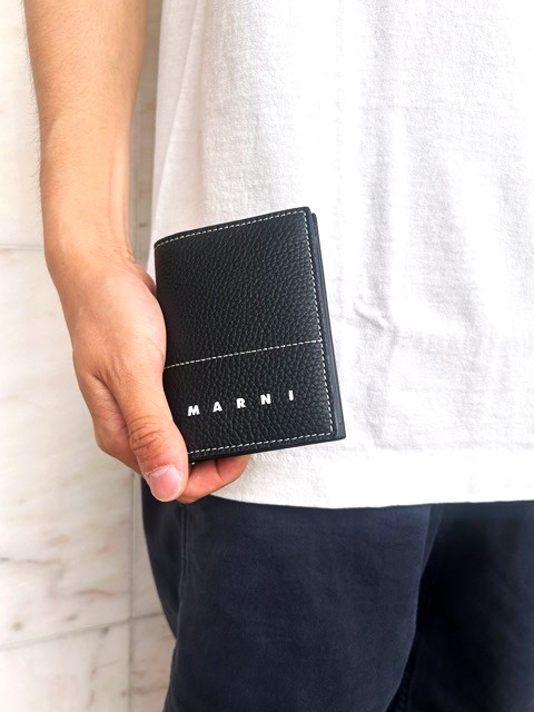 Marni Black Leather Bifold Card Case Black