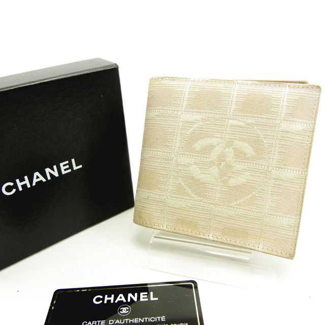 中古 ルイヴィトン シャネル ｃｈａｎｅｌ 超歓迎即納 二つ折り財布 ベージュ A レディース メンズ ユニセックス キャンバス レザー サイフ 小物 ブランド 人気 財布 贈り物 財布 迅速発送 1点物 兼用 男性 女性 良品 年激安 T ブランドデポ Tokyo