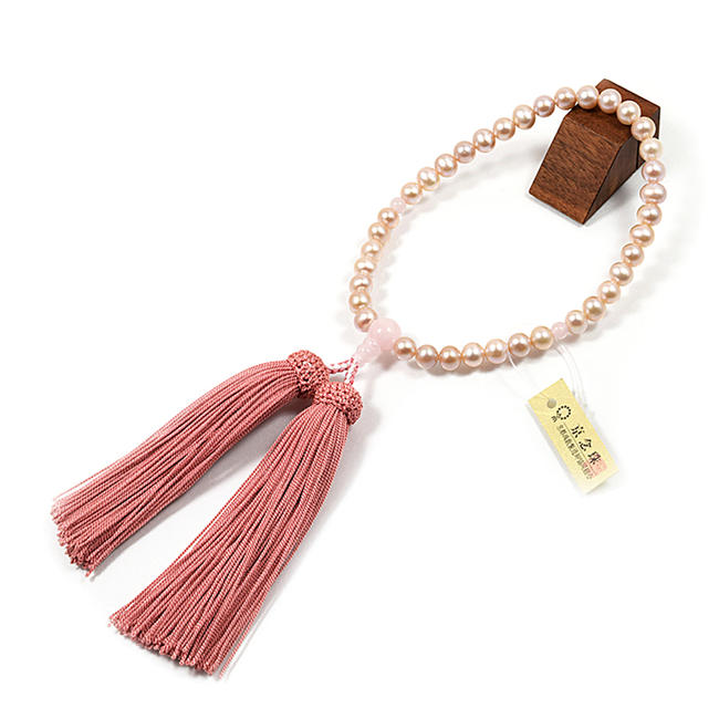 数珠 ピンク真珠 天然 ローズクォーツ仕立て 7ミリ玉女性用略式数珠片手数珠 正絹房仕様 高級数珠八宗用数珠片手数珠念珠女性用数珠ミニ仏壇京念珠沈香京都数珠四神天然石数珠全宗旨用数珠パール数珠 真珠数珠 ごくらくや 可愛いピンク色の天然真珠 パール