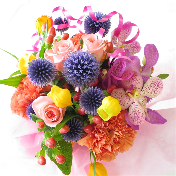 鲜花/ 花的礼物和生日礼物妇女花束礼品花卉礼品免费花瓶花束花束生日