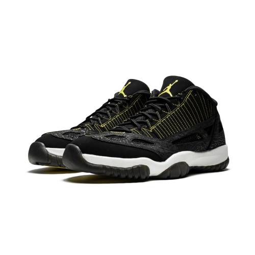 現品限り一斉値下げ ナイキ ジョーダン メンズ靴 Jordan エア 黒 ブラック スニーカー Air Black Black Jordan 11 Retro Low Zestwhite メンズ スニーカー スニケスファッションブランド カジュアル ファッション スニーカー 初回限定お試し価格