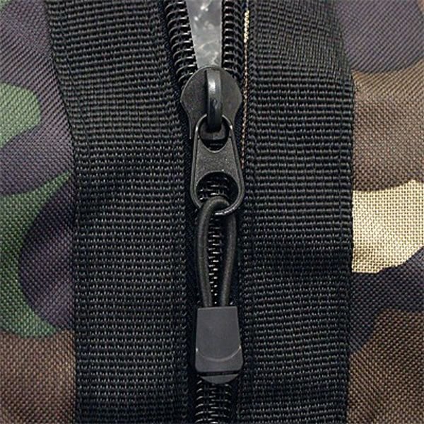it is bag-sho-not-05 at the time of a trip or outdoor, sports