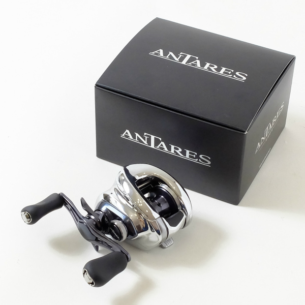 中古 Shimano フィッシング 19アンタレス リール Left Cd 039 シマノ Antares 左巻き ベイトリール 外箱 説明書 収納袋つき 1800 管1 Regolith Market