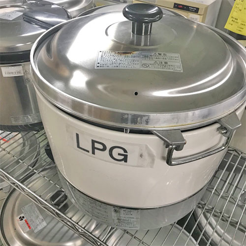 【厨房機器】 【送料無料】 RR-30SI 【中古】 ガス炊飯器 リンナイ 【業務用】 幅450×奥行421×高さ425 LPG (プロパンガス)