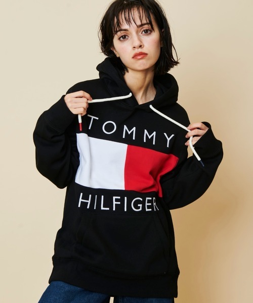 QUINN フーディー／トミー ヒルフィガー（Tommy Hilfiger）