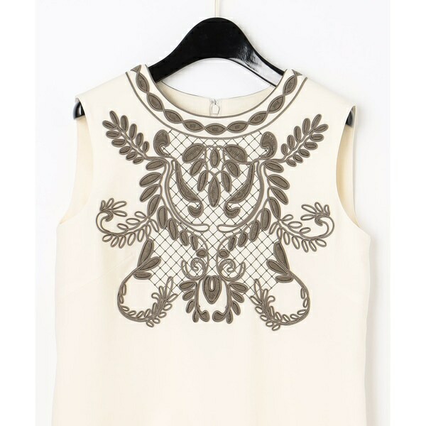 コード刺繍タイトワンピース グレースコンチネンタル Soone It