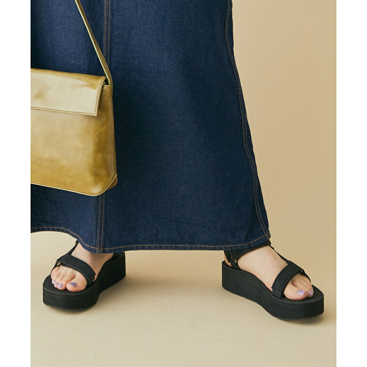 Teva フラットフォームアップレザーサンダル マドモアゼル ロペ Liceochiloe Cl