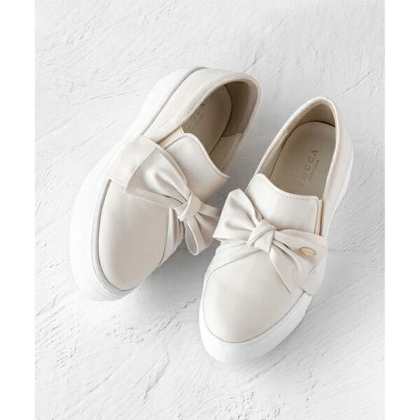 【晴雨兼用・軽さ】NUANCE RIBBON SNEAKERS スニーカー／トッカ（TOCCA）