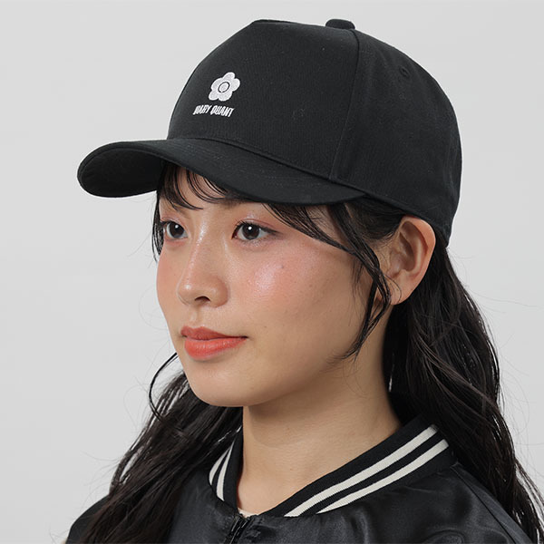 マリークワント✕NEW ERA(R) BIGデイジー キャップホワイト×ブラック マリークヮント✕NEW ERA(R) BIGデイジー キャップホワイト