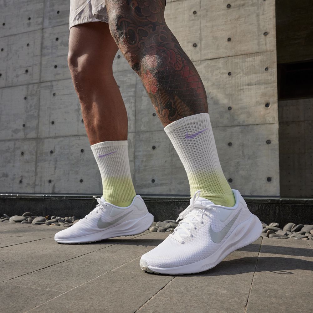 NIKE/ナイキ/NIKE REVOLUTION 7/ナイキ レボリューション 7／ナイキ（NIKE）