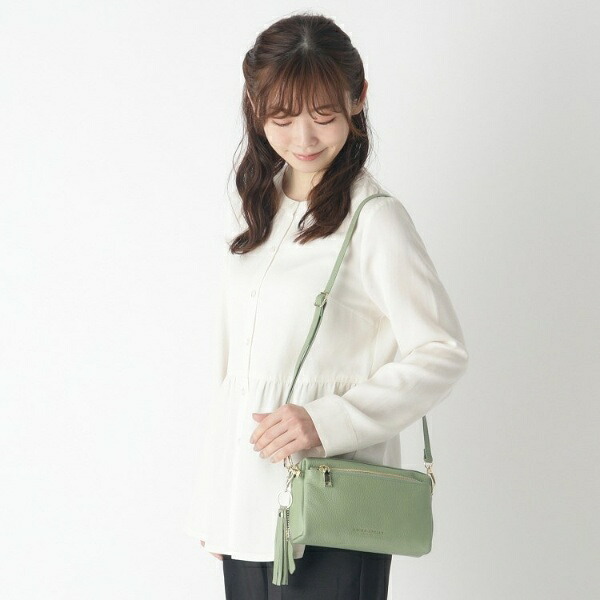 【ベルト長さ調節可】レザージップショルダー／ローラ アシュレイ（LAURA ASHLEY）｜丸井（マルイ）店