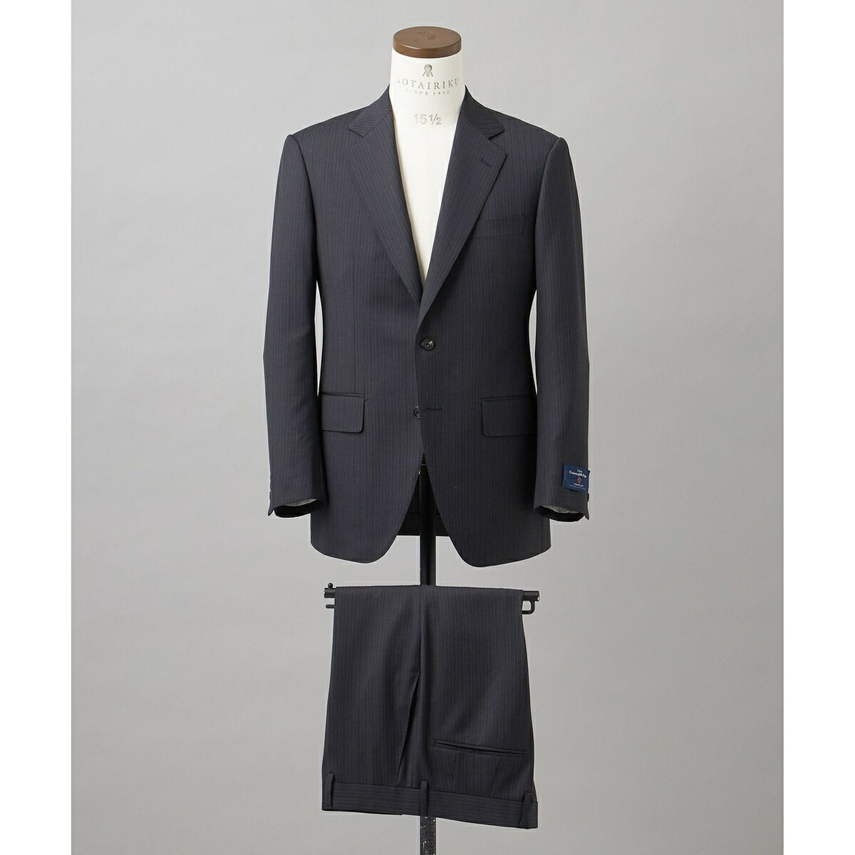 【Ermenegildo Zegna】TRAVELLER 背広（ライトグレーストライプ）／五大陸（gotairiku）
