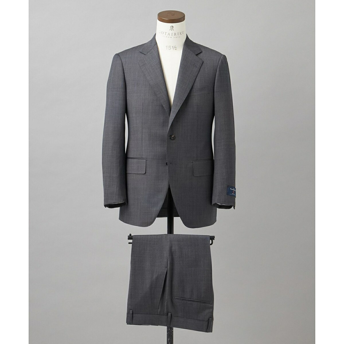 【Ermenegildo Zegna】TRAVELLER 背広（点火装置薄墨色無地）／五大陸（gotairiku）