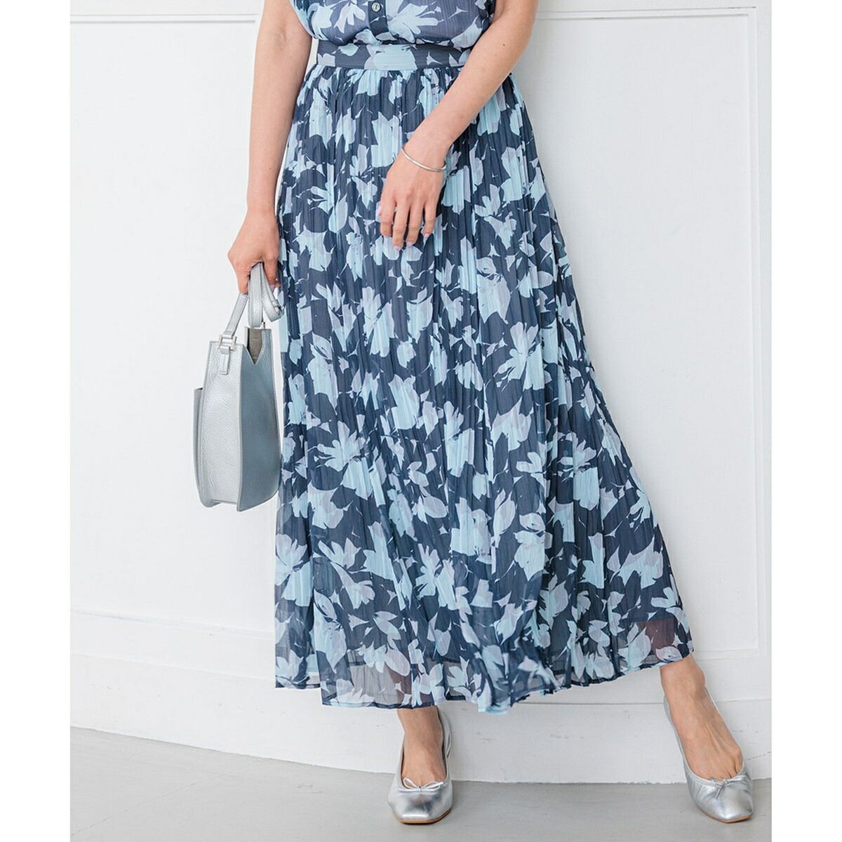 最終値下げ⭐️23区⭐️【洗える】コラージュプリント ティアードスカート 洗える】ARGENTIコラージュプリント ティアードスカート | 23区(23KU