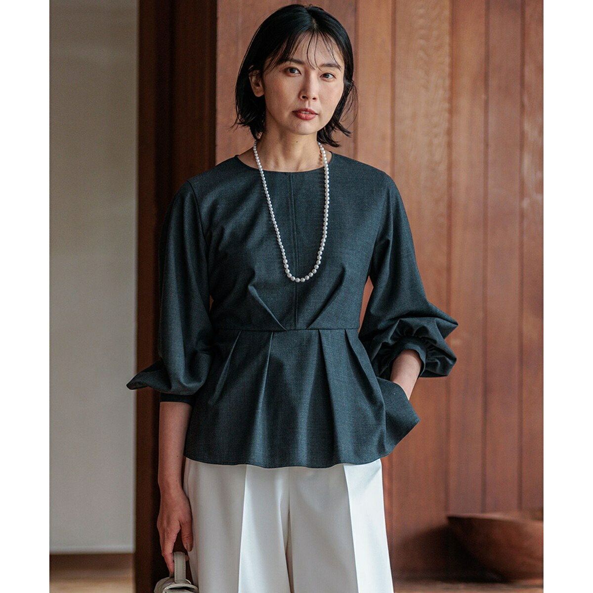 【CLASSY.10月号掲載/洗える】TWマットクロス ペプラム ブラウス/23区(23KU)|丸井(マルイ)店