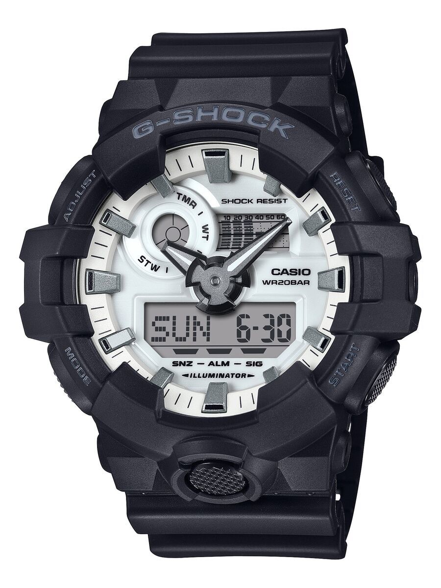BLACK AND BRILLIANT WHITE【国内正規品】GA-700WD-1AJF/ジーショック(G-SHOCK)