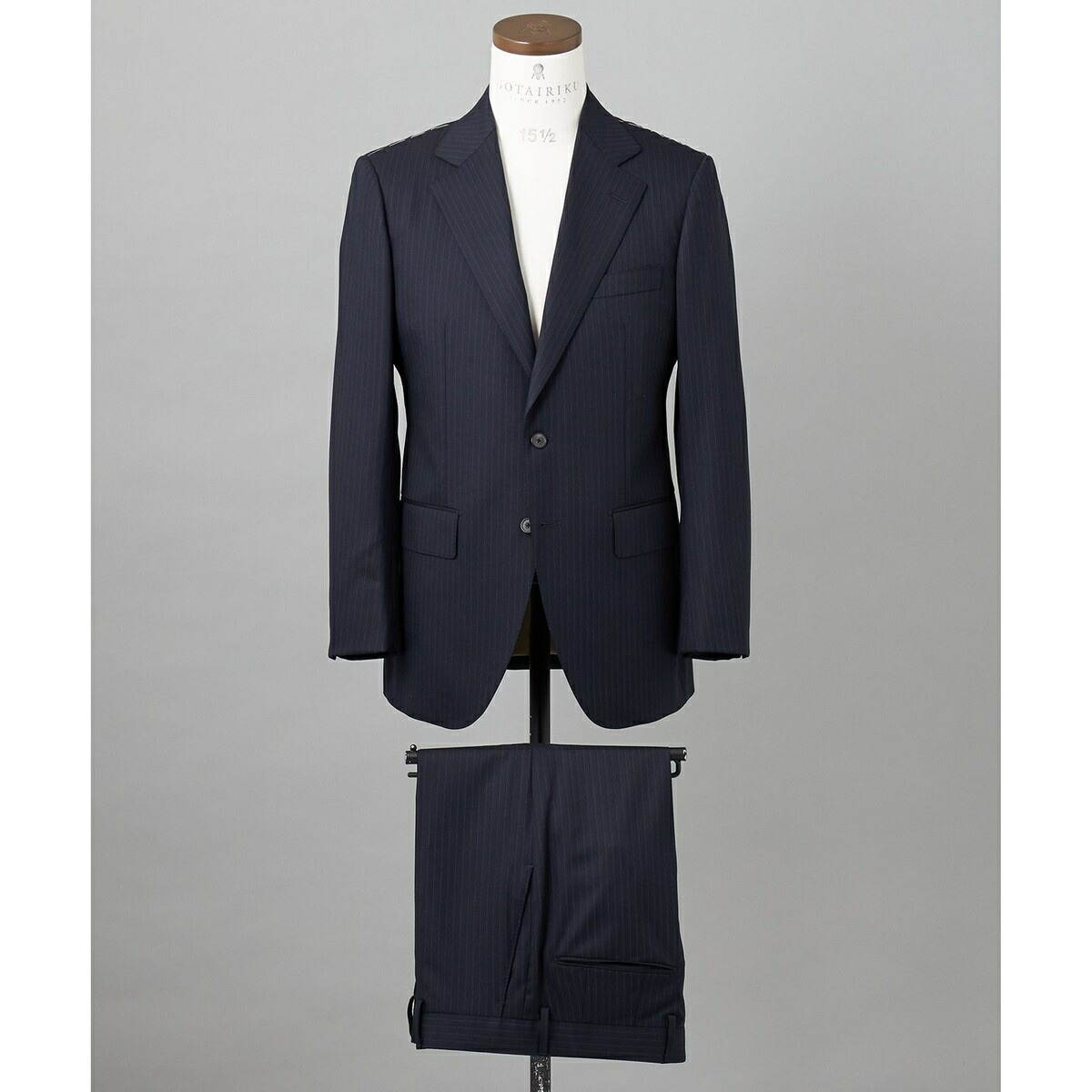 英Britannia生地 Savile Row セヴィルロウ ストライプスーツ 楽天市場】The SAVILE ROW【サビルロウ】英国製生地〜BRITANIA