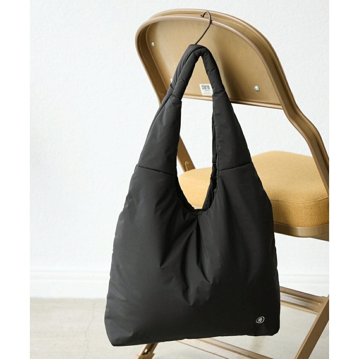 【値下げ中】ROPE サイドメタルビッグトート ブラック 即購入可 ROPÉ PICNIC(ロペピクニック) / ダブルフリルメッシュハンドル