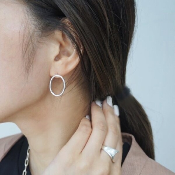 ニナエジュール プランプムーンフープ　ピアス LOYTO STORE｜【NINA&JULES(ニナ・エ・ジュール)】プランプ