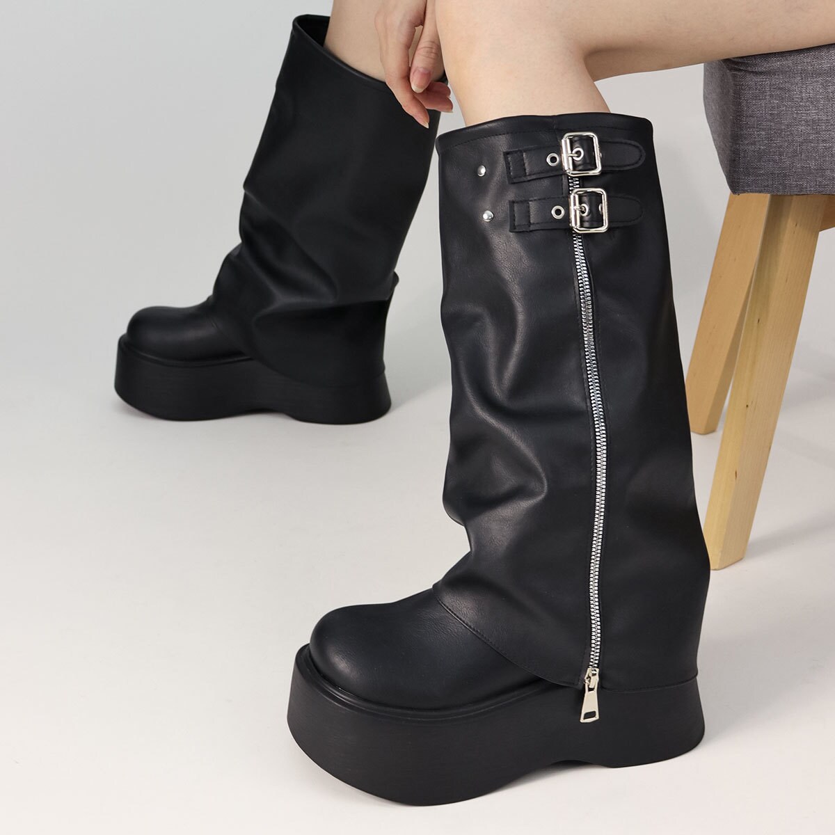 ロングブーツ 厚底 ベルト バックジッパー スリム ラウンドトゥ ロングブーツ Vカット 厚底 スリム バックジッパー ラウンドトゥ