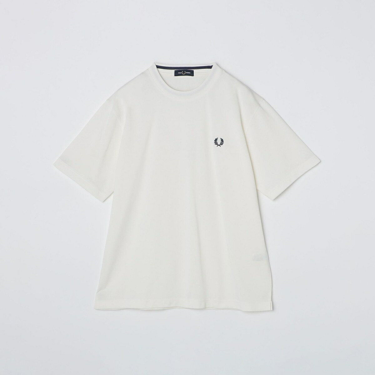 【SHIPS別注】FRED PERRY:COOLMAX(R) 鹿の子 ワンポイント ロゴタイプ ティーシャツ ／シップス（SHIPS）