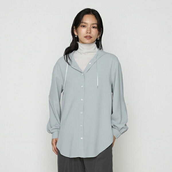 バックサテン梨地 フード付きブラウス／ギャバジン K.T（Gabardine K.T）