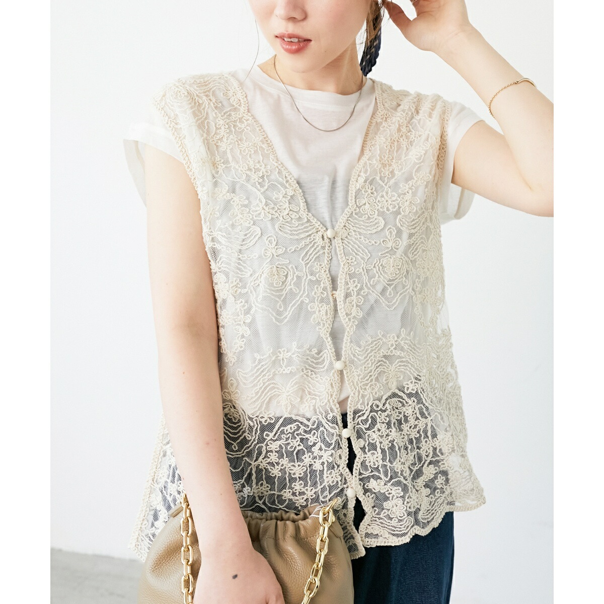 トラッゾドンナ ・ベスト　スカート　セット torrazzo donna（トラッゾドンナ）】立体コード刺繍レース