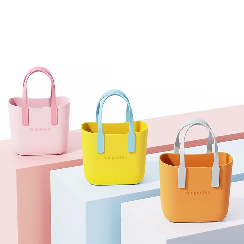 すぐ届く MARY QUANT* サフィアーノリボン ラウンドポーチ MARY QUANT ONLINE SHOP｜マリークヮントオンラインショップ