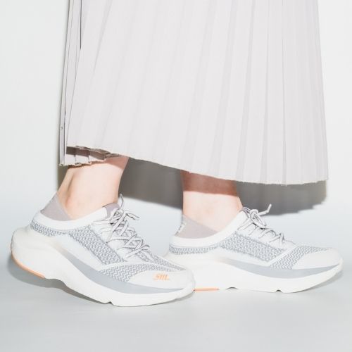 ストレッチニットスニーカー／スティーブマデン（STEVE MADDEN）