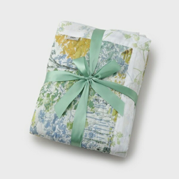 バーンウッド柄 マルチカバー　140×100cm／ローラ アシュレイ（LAURA ASHLEY）
