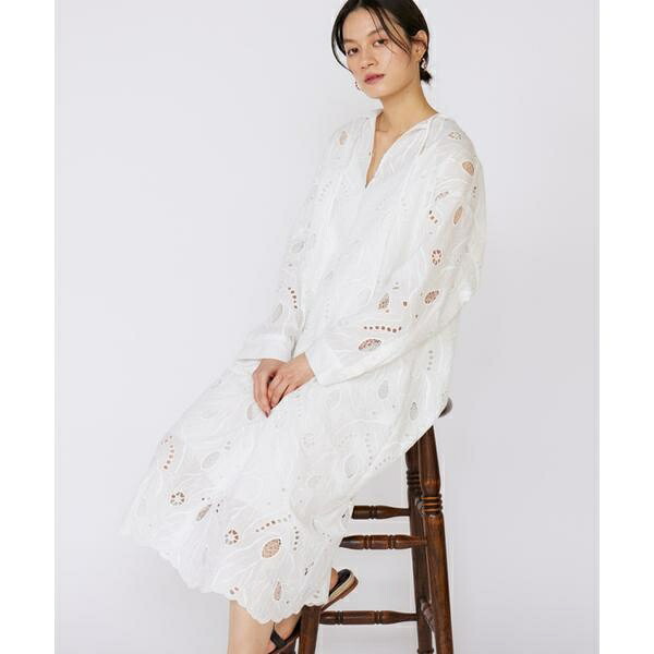 レースカフタンワンピース《la veille by SUPERIOR CLOSET》／イネド（INED）