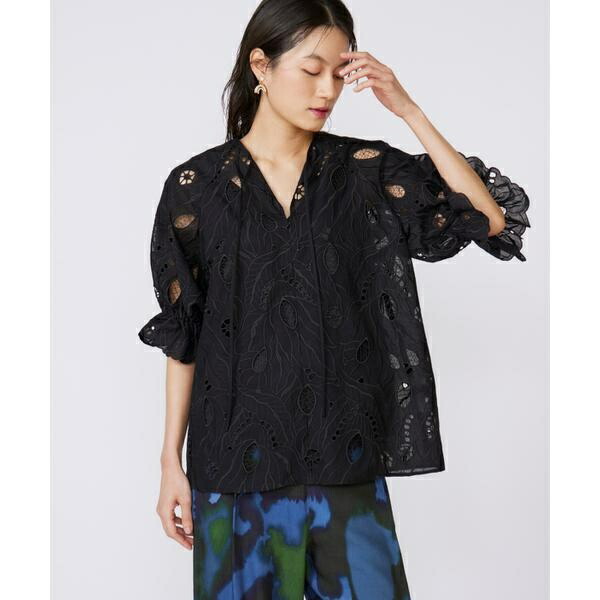 レースブラウス《la veille by SUPERIOR CLOSET》／イネド（INED）