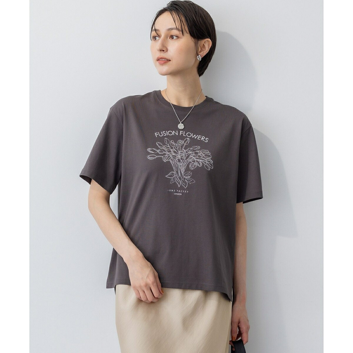 【洗える】JANE PACKERコラボ フラワー刺繍 Tシャツ／23区（23KU）｜丸井（マルイ）店