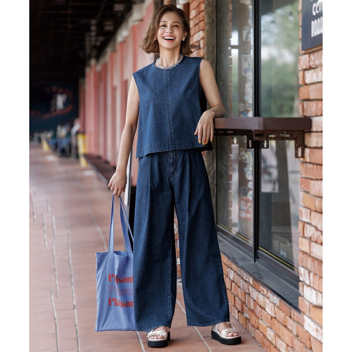 UNFILO DENIM LIGHT タックワイドパンツ／アンフィーロ（UNFILO）