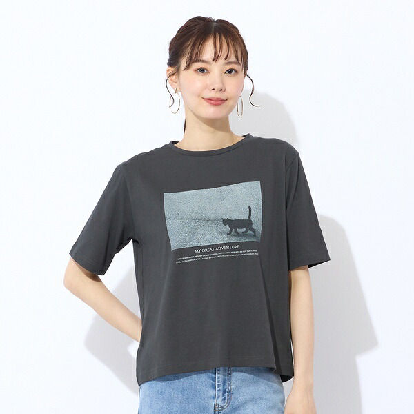 【洗える・吸水速乾】綿100％ネコプリントTシャツ／リリアンビューティ エクラ（Liliane Burty ECLAT）