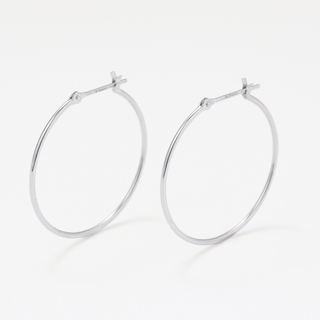 プラチナ フープ ピアス(30mm)/エステール(ESTELLE)