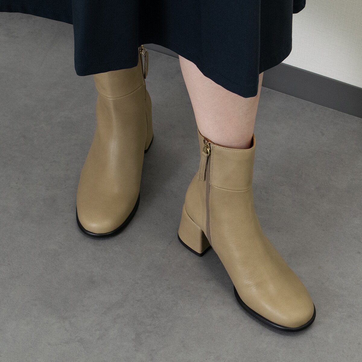 ANGEL ALARCON◆6.5cmヒール◆ラウンドトウベーシックショートブーツ／アンヘル アラルコン（ANGEL ALARCON） 14,850円