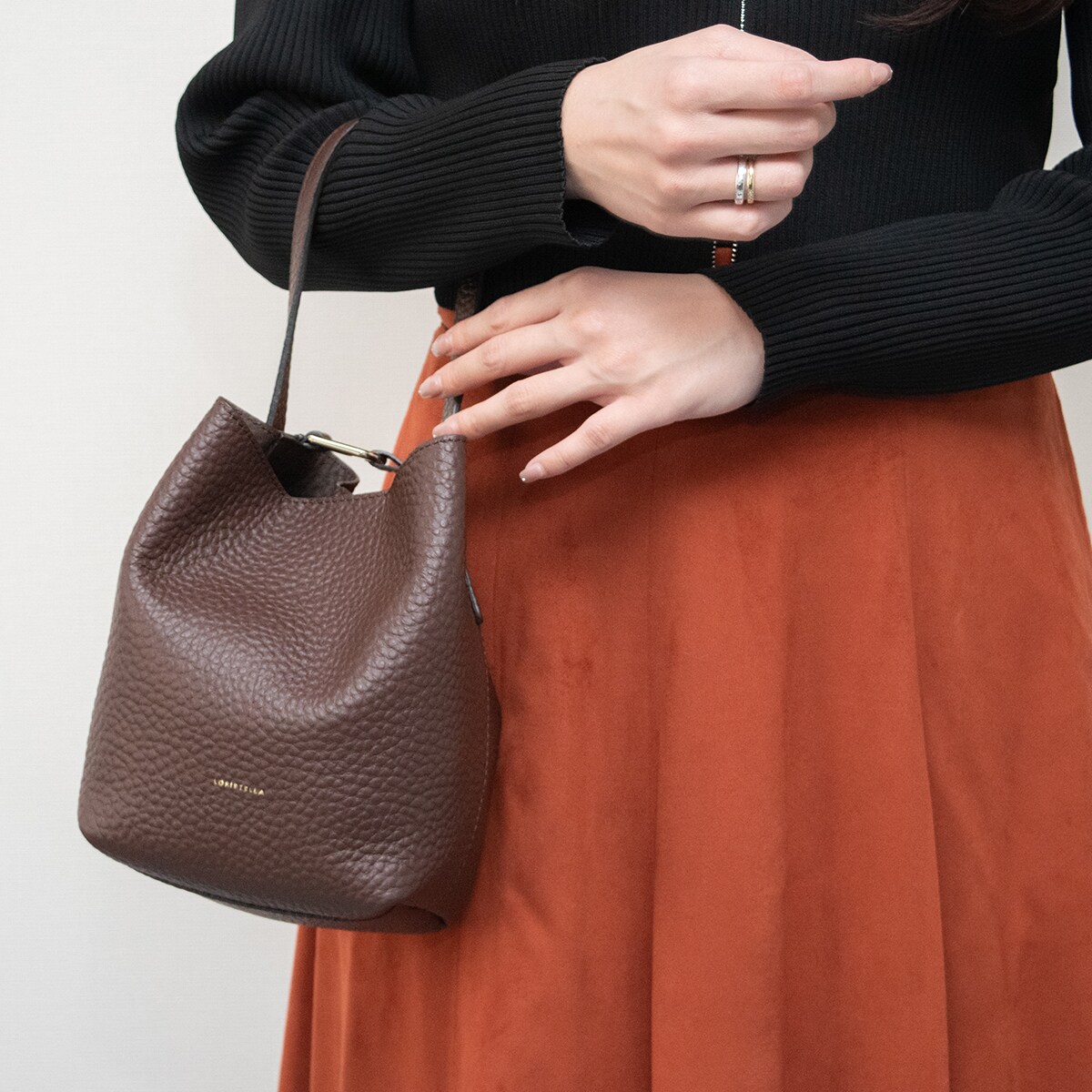 LORISTELLA◆シュリンクレザーバケットバッグ／ロリステッラ（LORISTELLA）｜丸井（マルイ）店