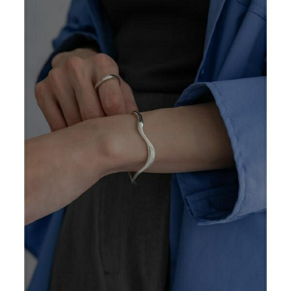 SMELLY so’　nuance line bangle／スメリー（SMELLY）