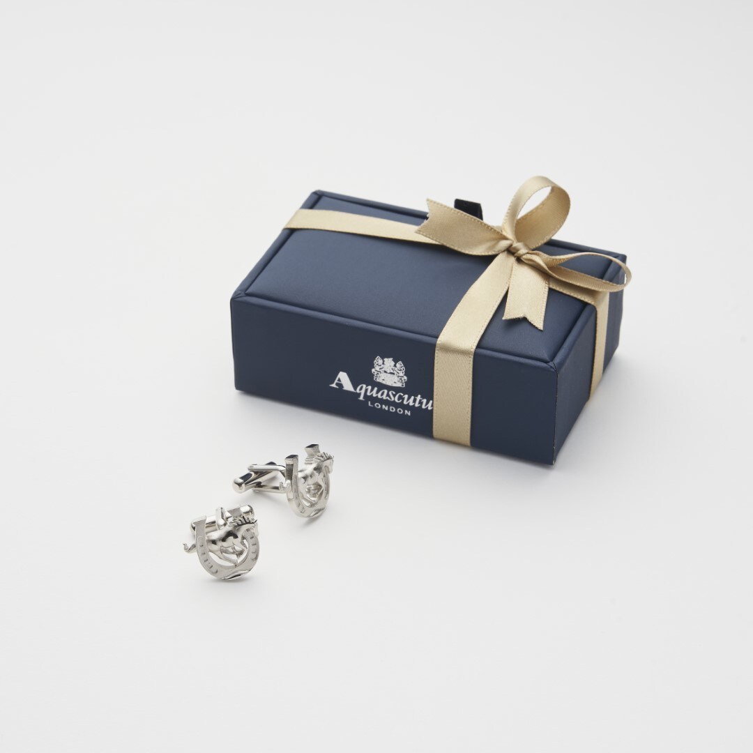 【カフス】アクアスキュータム｜馬蹄モチーフ／アクアスキュータム（AQUASCUTUM）｜丸井（マルイ）店