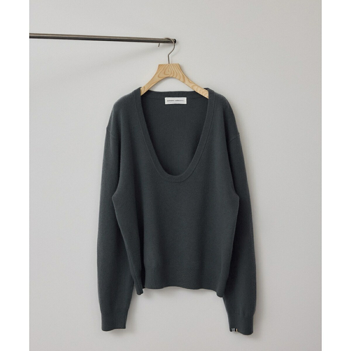 【extreme cashmere（エクストリーム・カシミア）】jacob / ジェイコブニット／サロン アダム エ ロペ（SALON adam et rope' ）