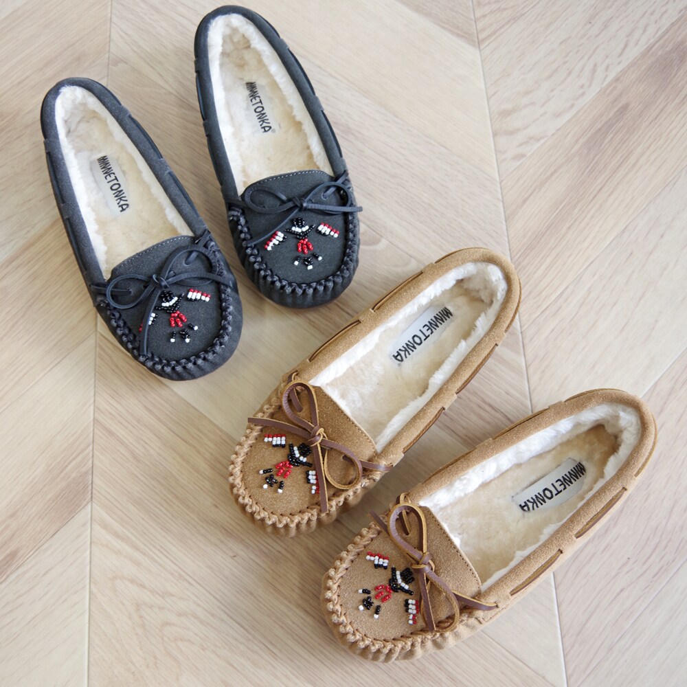 CALLY THUNDERBIRD ANIMIKII キャリー サンダーバード ファーモカシン／ミネトンカ（MINNETONKA）