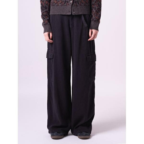 BAGGY DAD カーゴパンツ／リーバイス（Levi’s）