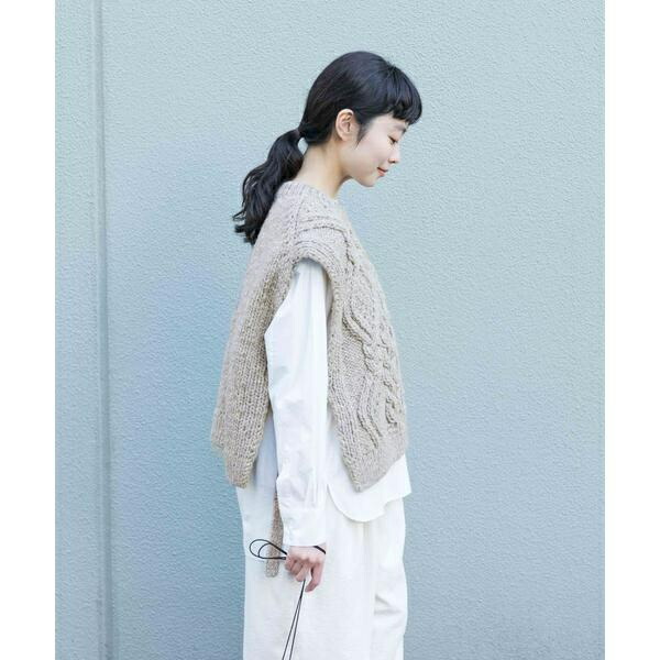 楽天市場】ドット刺繍ウールガーゼビブ／かぐれ（kagure） : 丸井