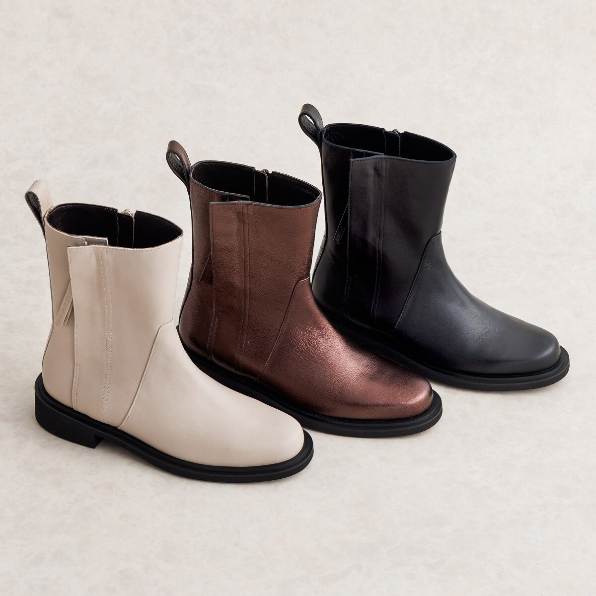 少し長めの丈が今年らしい【撥水】【卑弥呼25AW】サイドジップミドルブーツ/651414／HIMIKO（HIMIKO） 靴-その他