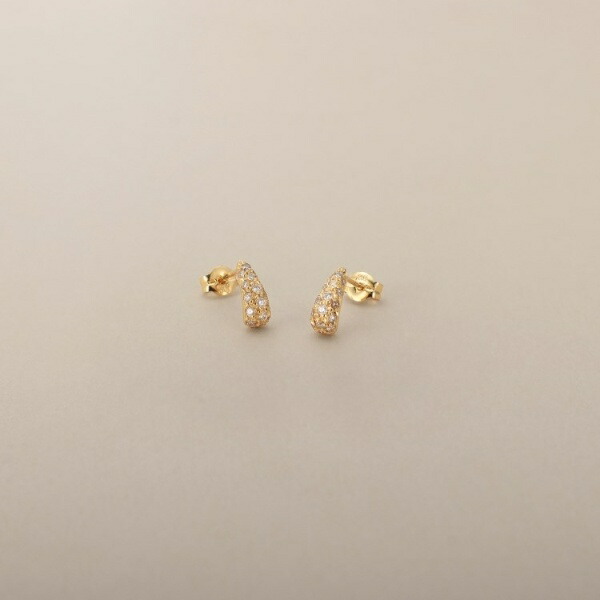 K18ダイヤモンド ペアシェイプカーブライン スタッドピアス／ココシュニック（COCOSHNIK）