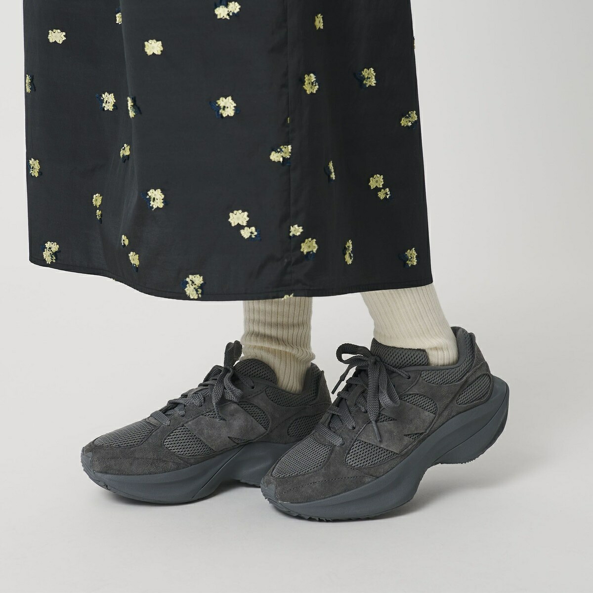 楽天市場】＜New Balance＞ML725 スエード/スニーカー／ビューティー