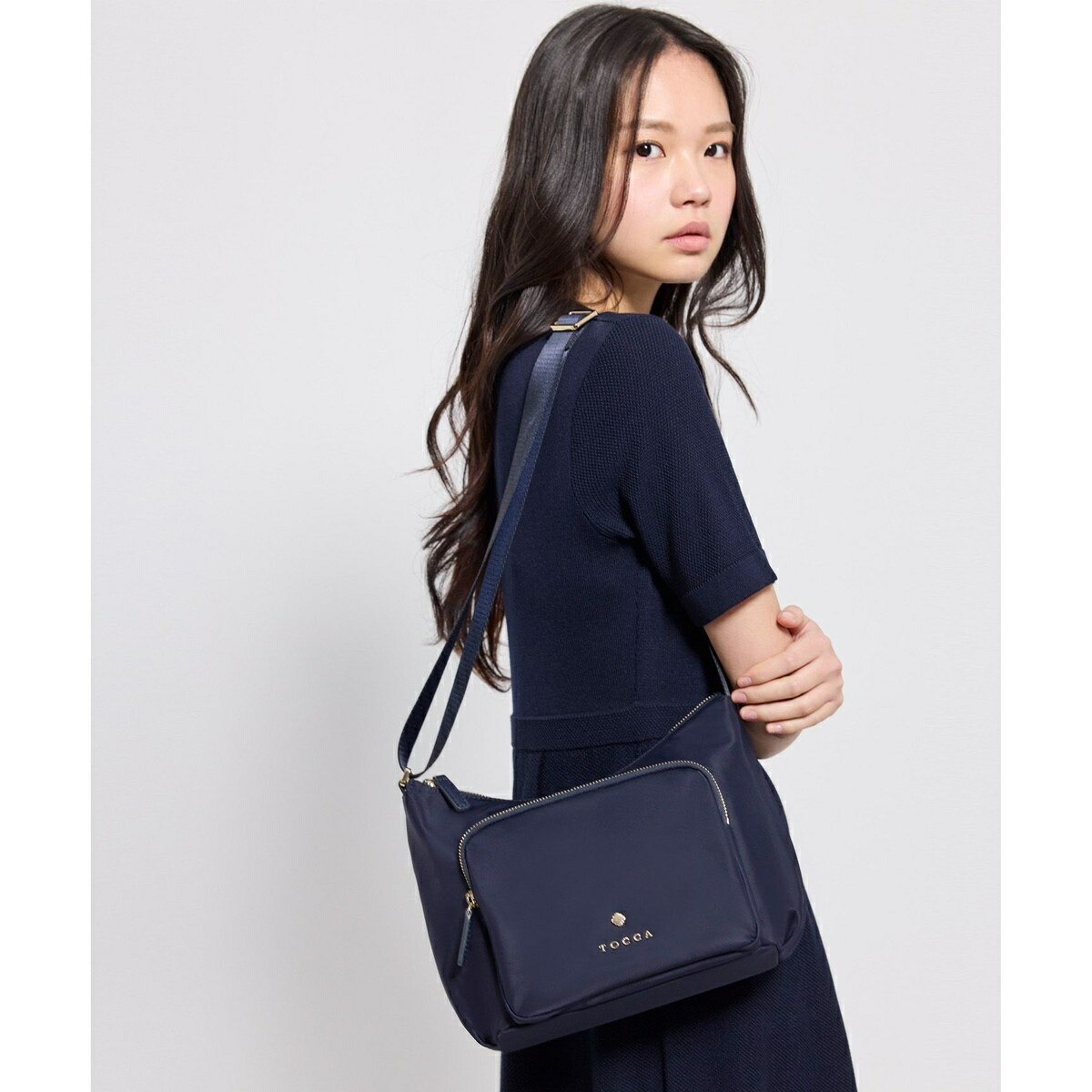 【宮本茉由さん着用】OPENING SENSE NYLONBAG ショルダーバッグ／トッカ（TOCCA）