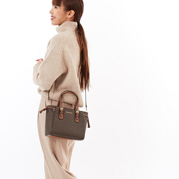 VOYAGER XS CONV TZ TOTE トートバッグ／マイケル・コース（Michael Kors）
