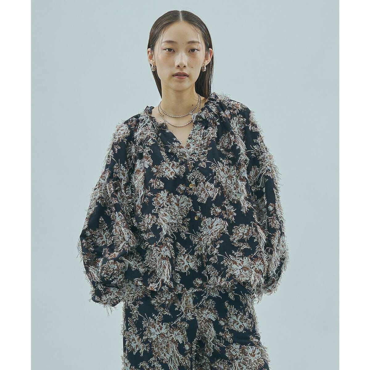 mag.by c/FLOWER JACQUARD BLOUSE／ローズバッド（ROSE BUD）